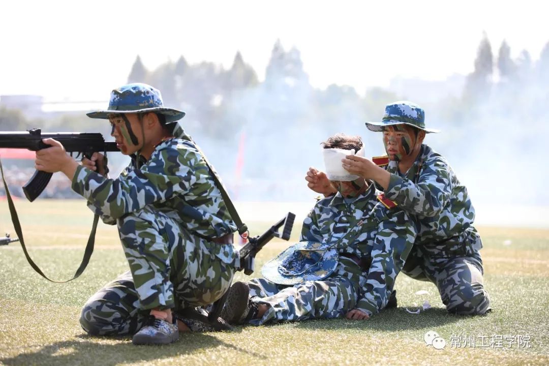 强敌过招，火药味十足的对决即将上演的简单介绍